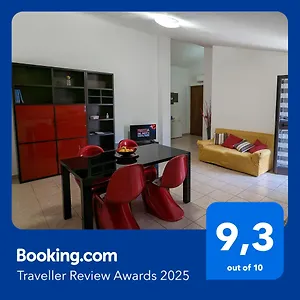  Appartamento Grazioso E Confortevole Attico, Costa Sud-ovest